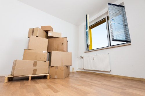 Careful packing and moving service in Brent
