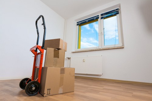 Packing and loading support for a flat move in Brent